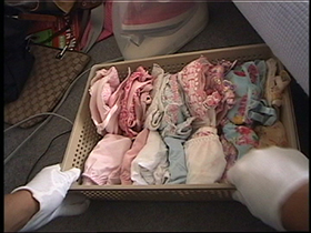 下着窃盗女性宅侵入撮　一人暮らし学生編　サンプル画像06